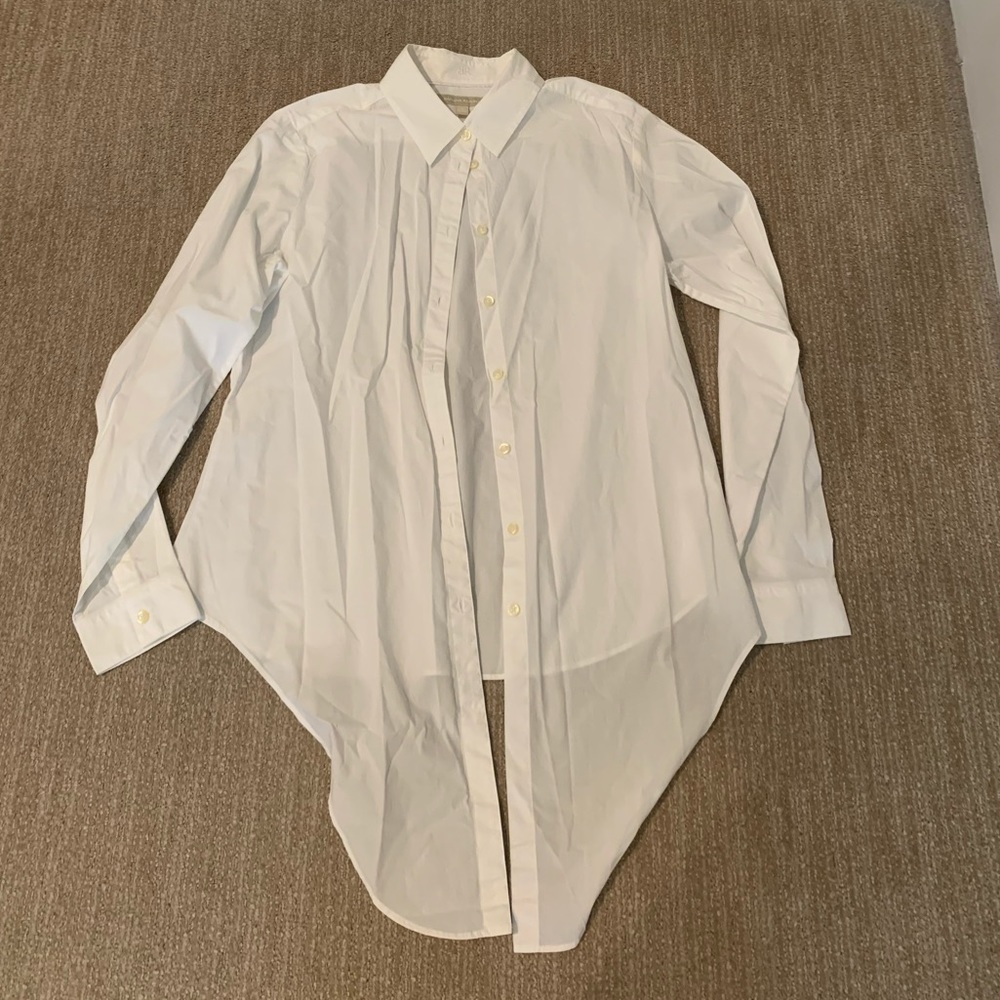 Banana republic white collared button down shirt